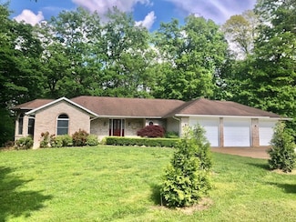 1110 S 2nd St, Effingham, IL 62401