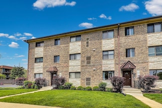 7616 W Lawrence Ave Unit 3A, Harwood Heights, IL 60706