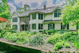 11295 Wellington Dr, Chardon, OH 44024