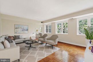1336 N Ode St Unit 10, Arlington, VA 22209