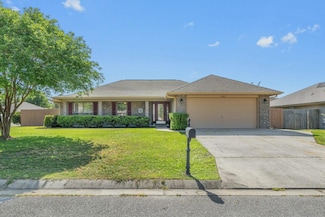 1863 Bay Pine Cir, Gulf Breeze, FL 32563