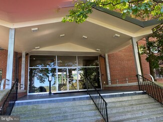 5301 Westbard Cir Unit 227, Bethesda, MD 20816