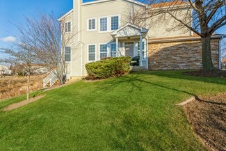 71 Kelsey Ct, Algonquin, IL 60102