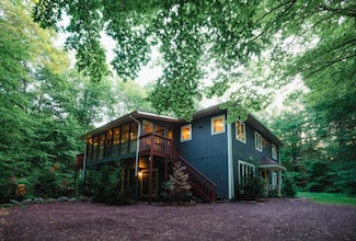 5114 Navajo Place, Tobyhanna, PA 18466