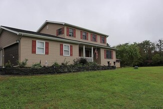228 Riverview Rd, Rexford, NY 12148