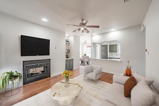 218 N Beacon St Unit 102, Dallas, TX 75214