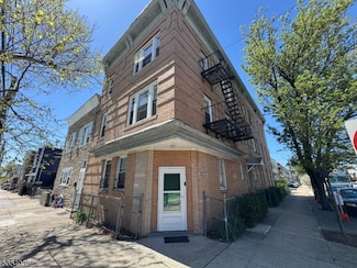 111 Mallory Ave Unit 7, Jersey City, NJ 07304
