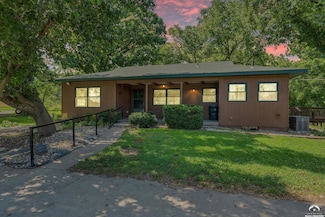 1246 N 1 Rd, Baldwin City, KS 66006