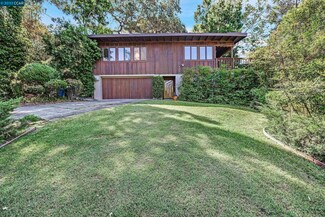 105 Summit Rd, Walnut Creek, CA 94598