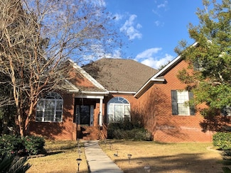 207 Kilkenny Dr, Dothan, AL 36303