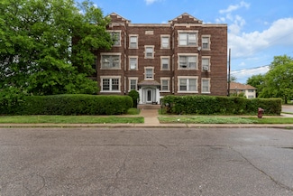 2200 Blaine St, Detroit, MI 48206