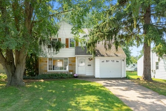 1217 Coolidge Ave, Kalamazoo, MI 49006