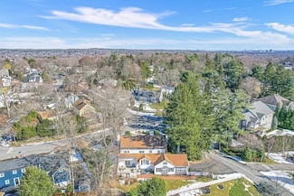 88 Arlington St, Winchester, MA 01890