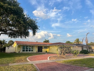 4901 Mckinley St, Hollywood, FL 33021