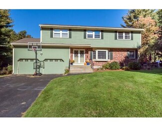 17 Copley Dr, Andover, MA 01810