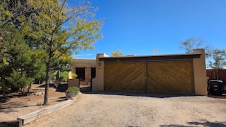 4900 Alberta Ln NW, Albuquerque, NM 87120