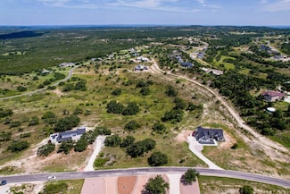 511 Bosque Trail, Highland Haven, TX 78654