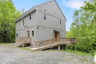 72 Back Farm Rd, Clarksville, NH 03592
