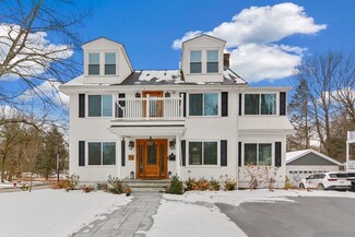 55 Atwood St, Wellesley, MA 02482