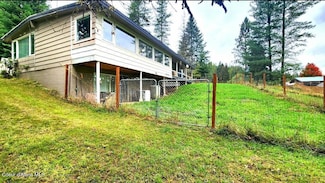 1271 St Maries River Rd, Saint Maries, ID 83861
