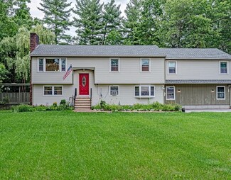92 Lowell Rd, Pepperell, MA 01463