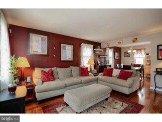 886 Woodlane Rd, Mount Holly, NJ 08060