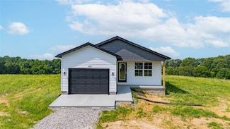 8810 Richardsville Rd, Bowling Green, KY 42101
