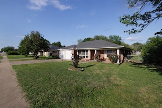 6309 Stonewall St, Greenville, TX 75402