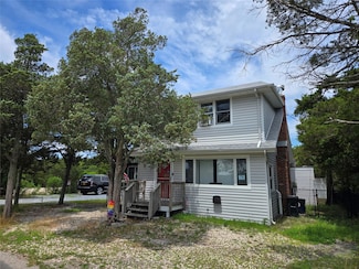 161 Harbor Beach Rd, Mount Sinai, NY 11766