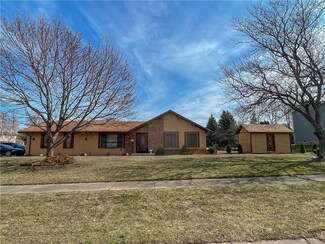 11 Colony Dr, Rochester, NY 14626