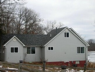 3760 Maple Ave, Lupton, MI 48635