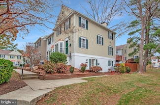 1438 Orleans Ct, Crofton, MD 21114