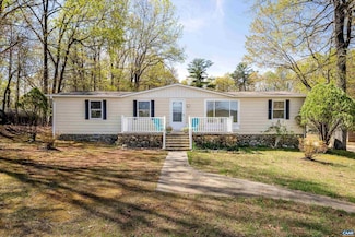 817 Brownings Cove, Shipman, VA 22971