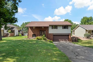 2169 Greenvalley Dr, Crown Point, IN 46307