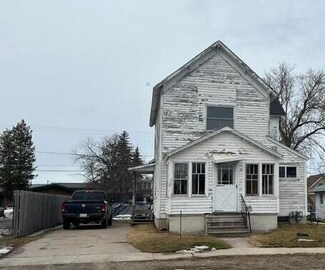 111 N C St, Cheboygan, MI 49721