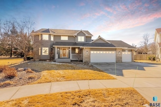 3708 S Matthew Cir, Sioux Falls, SD 57103