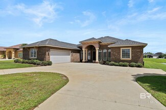 645 Royal Troon Cir, Gulf Shores, AL 36542
