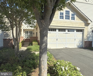 44342 Oakmont Manor Square, Ashburn, VA 20147