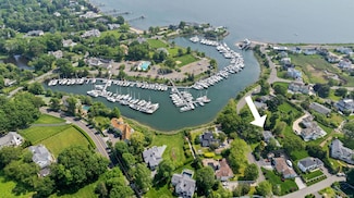 12 Harbor Rd, Westport, CT 06880