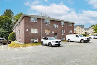 381 Hildreth St Unit 106, Lowell, MA 01850