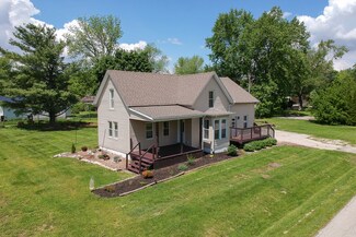 800 N Walnut St, Le Roy, IL 61752