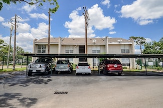 1950 Spenwick Dr Unit 302, Houston, TX 77055