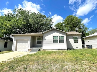 3416 W Gambrell St, Fort Worth, TX 76133