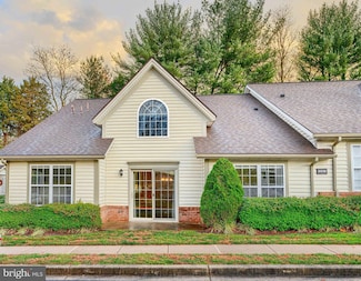 2016 Rudy Serra Dr Unit A, Sykesville, MD 21784