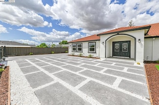 3370 Gardella Plaza, Livermore, CA 94551