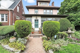 20 75th St, North Bergen, NJ 07047