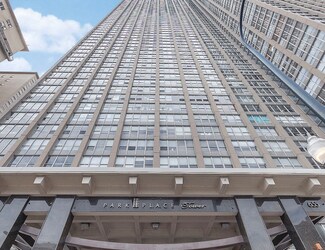 655 W Irving Park Rd Unit 903, Chicago, IL 60613
