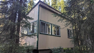 490 Farmers Loop Rd Unit B & C, Fairbanks, AK 99712