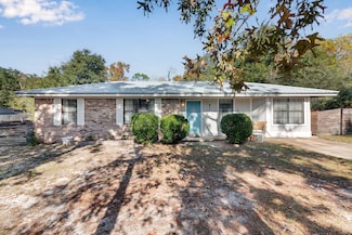 1793 Juniper Lake Rd, Defuniak Springs, FL 32433