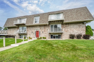 3626 Lakeshore Dr, St. Joseph, MI 49085